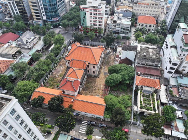 Biệt thự hơn 100 năm thượng lưu bậc nhất ở TP.HCM, từng có giá 35 triệu USD Biệt thự hơn 100 năm thượng lưu bậc nhất ở TP.HCM, từng có giá 35 triệu USD