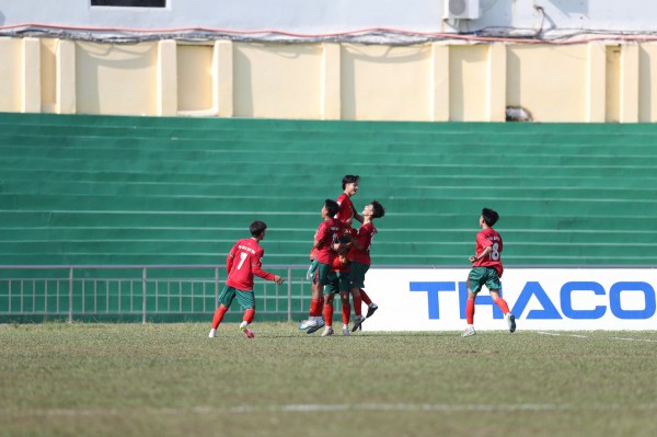 Lập công đầu cho ĐH Duy Tân, số 14 cảm ơn ban huấn luyện và người yêu