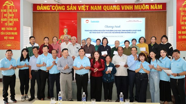 Vượt khó và bứt phá mạnh mẽ trong kỷ nguyên số Vượt khó và bứt phá mạnh mẽ trong kỷ nguyên số