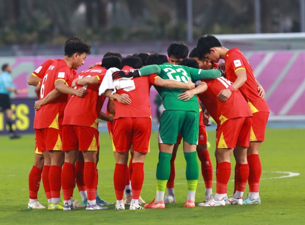 U.23 Việt Nam quá xứng đáng để tự hào, Chủ tịch VFF có hành động rất đặc biệt: Thưởng nóng 2 tỉ