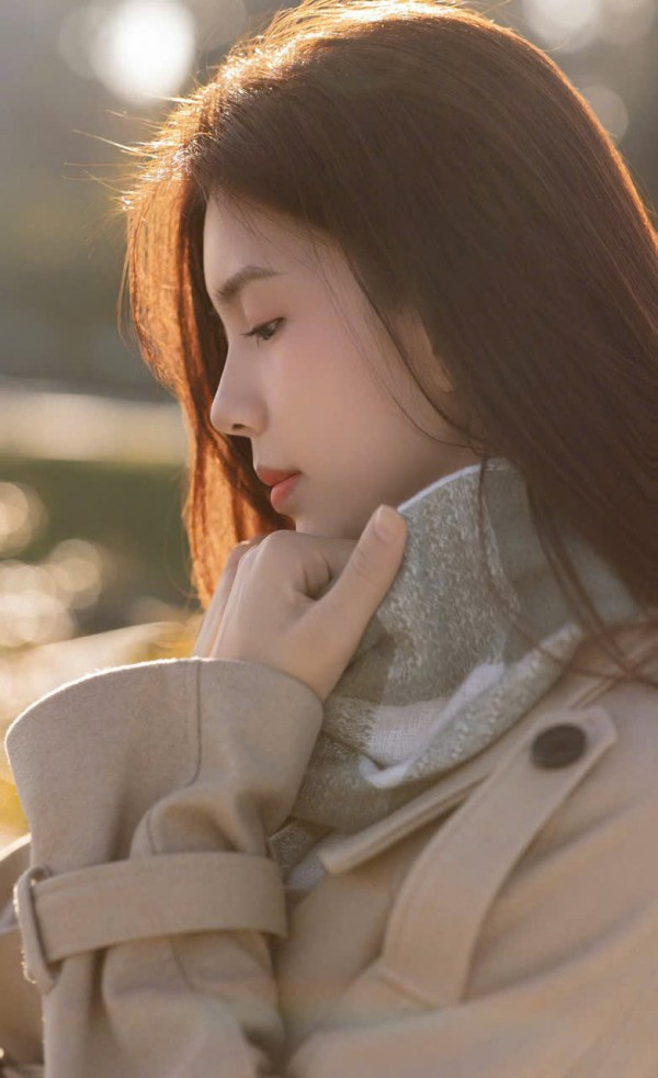 'Nàng thơ Đà Lạt' có cái tên... Vui đang hút hồn dân mạng