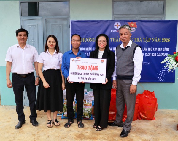 Khánh thành công trình ‘Thắp sáng Trà Tập’, lan tỏa ánh sáng sạch đến vùng cao