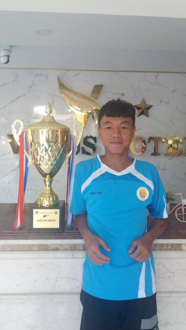 Sao U.23 Việt Nam Thái Sơn nói lời gan ruột khi chia tay CLB Thanh Hóa: 'Một phần thanh xuân của tôi' Sao U.23 Việt Nam Thái Sơn nói lời gan ruột khi chia tay CLB Thanh Hóa: 'Một phần thanh xuân của tôi'