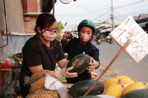 'Siêu phường' nhiều khu công nghiệp nhất: Nỗi niềm công nhân xa xứ