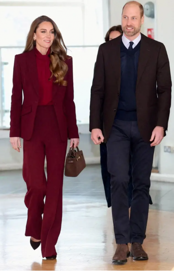 6 bộ trang phục làm nên 