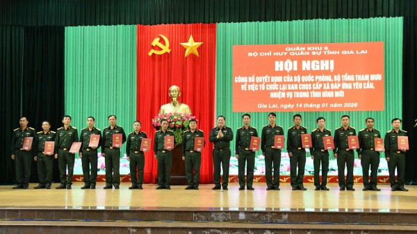Gia Lai bổ nhiệm 135 sĩ quan làm chỉ huy trưởng Ban Chỉ huy quân sự xã