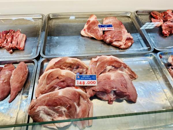 Giá heo hơi hôm nay 8.2026: Có thể đạt mốc 75.000 đồng/kg Giá heo hơi hôm nay 8.2026: Có thể đạt mốc 75.000 đồng/kg