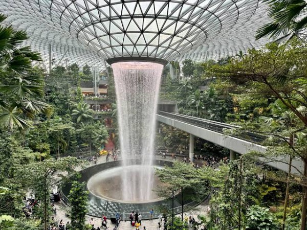 Khách Việt lưu ý với quy định nhập cảnh mới nhất của Singapore