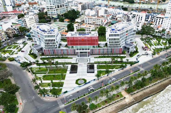 Khánh Hòa khánh thành trụ sở hành chính tập trung hơn 544 tỉ đồng Khánh Hòa khánh thành trụ sở hành chính tập trung hơn 544 tỉ đồng