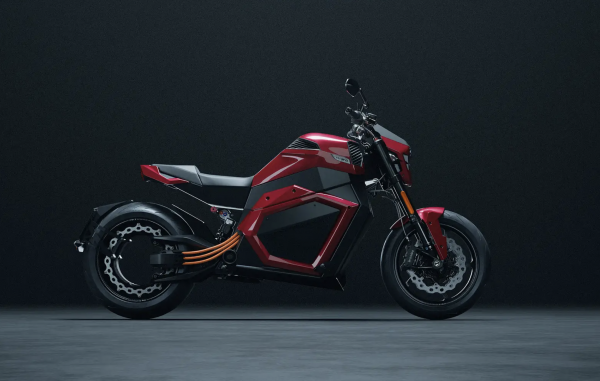 Mô tô điện đầu tiên dùng pin thể rắn, phạm vi di chuyển gần 600 km Mô tô điện đầu tiên dùng pin thể rắn, phạm vi di chuyển gần 600 km