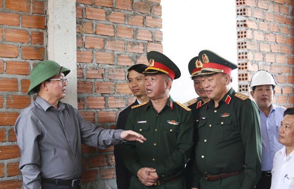 Niềm vui từ những mái nhà hồi sinh thần tốc sau bão Niềm vui từ những mái nhà hồi sinh thần tốc sau bão