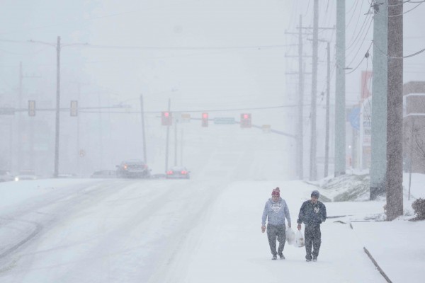Nước Mỹ oằn mình trong bão tuyết Nước Mỹ oằn mình trong bão tuyết