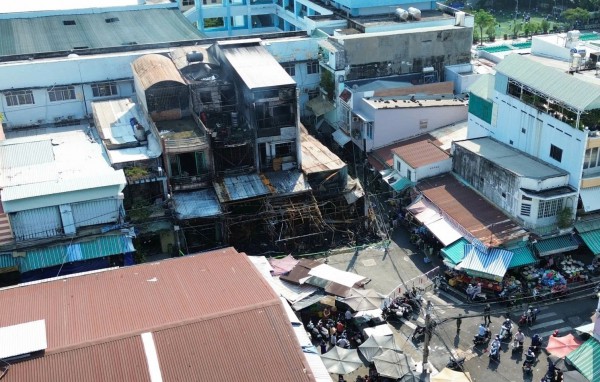 Phường Bình Đông thông tin về vụ cháy 4 căn nhà ở chợ Nhị Thiên Đường