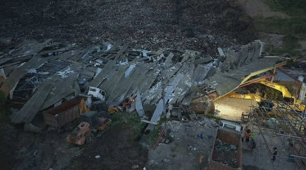 Sạt lở núi rác ở Philippines, 1 người chết, nhiều người mất tích