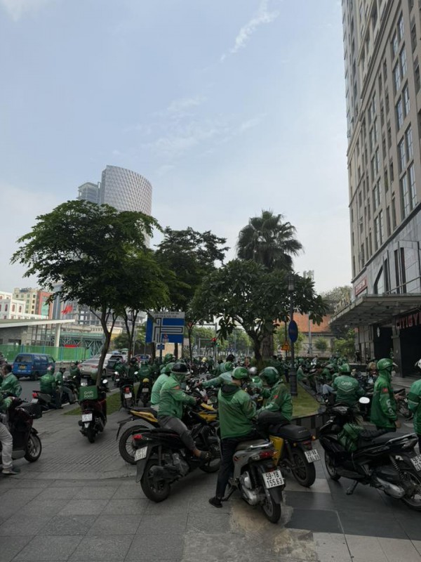 Starbucks Việt Nam xin lỗi shipper vì sự cố đơn hàng giá 0 đồng Starbucks Việt Nam xin lỗi shipper vì sự cố đơn hàng giá 0 đồng