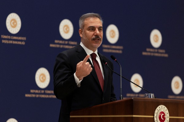 Tam giác an ninh mới manh nha giữa căng thẳng Mỹ - Iran Tam giác an ninh mới manh nha giữa căng thẳng Mỹ - Iran