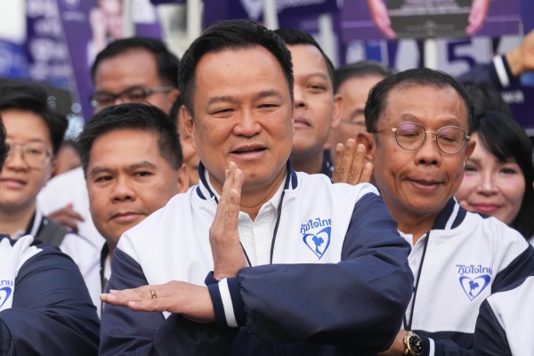 Thủ tướng Thái Lan cam kết xây tường biên giới với Campuchia Thủ tướng Thái Lan cam kết xây tường biên giới với Campuchia