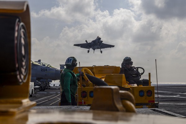 Trung Đông căng thẳng trước sức ép của Mỹ đối với Iran