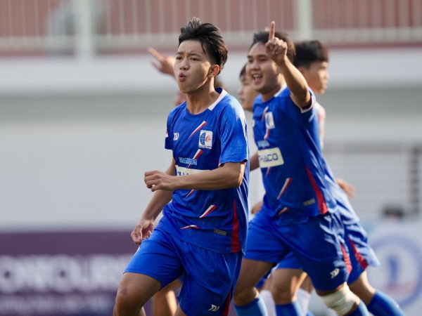 Trường ĐH Công nghệ Sài Gòn - Trường CĐ Kinh tế đối ngoại: Giữ vững ưu thế