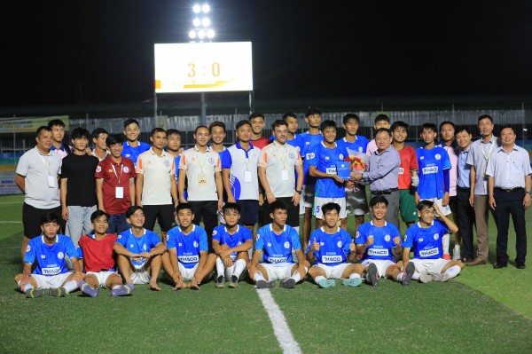 Trường ĐH Đồng Tháp nhận thưởng bất ngờ khi vào chung kết vòng loại Tây Nam bộ