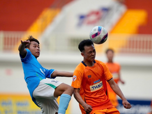 Trường ĐH Quản lý Công nghệ TP.HCM 1- 8 Trường ĐH Lạc Hồng: ‘Mưa bàn thắng’ Trường ĐH Quản lý Công nghệ TP.HCM 1- 8 Trường ĐH Lạc Hồng: ‘Mưa bàn thắng’