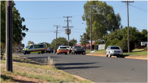 Úc truy lùng kẻ nổ súng bắn chết 3 người