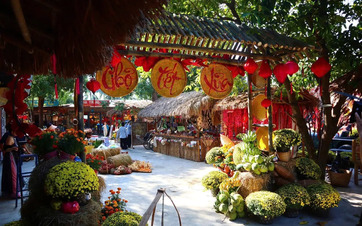 Lễ hội Tết Xưa tại Nha Trang - Khánh Hòa trở thành điểm du xuân đặc sắc.