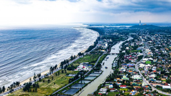 Phố đi bộ bên bờ biển đẹp nhất Quảng Ngãi sắp hoạt động Phố đi bộ bên bờ biển đẹp nhất Quảng Ngãi sắp hoạt động