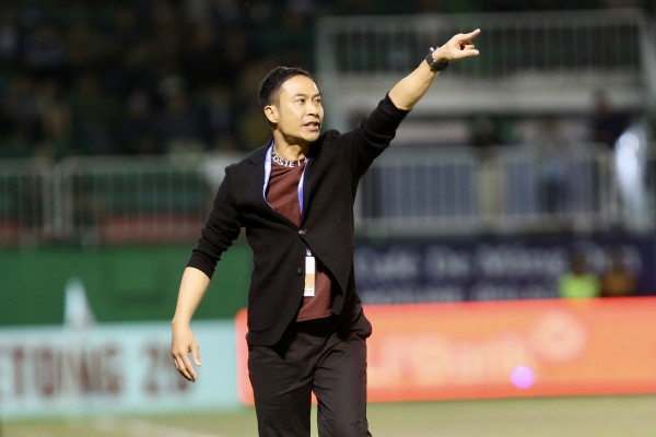 HLV Quang Trãi khen ngợi thủ môn Trung Kiên, HLV Đức Tuấn ‘Đà Nẵng thua HAGL chẳng qua vì…’ HLV Quang Trãi khen ngợi thủ môn Trung Kiên, HLV Đức Tuấn ‘Đà Nẵng thua HAGL chẳng qua vì…’