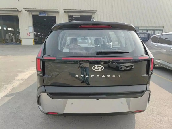 MPV 7 chỗ rẻ nhất Việt Nam sắp có bản mới, tung ra thị trường tháng 3.2026