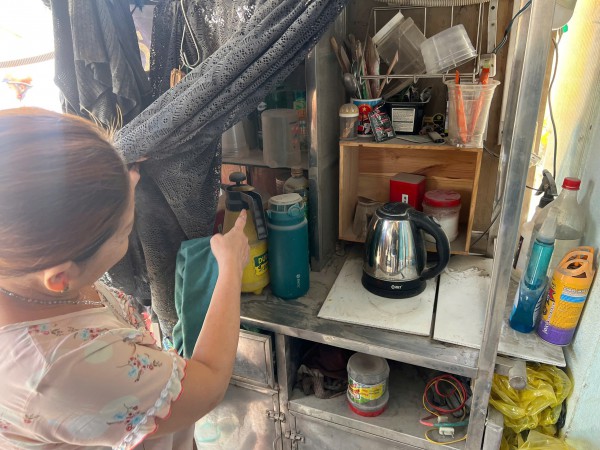 Thi công đường Lò Lu, người dân 'sống chung với bụi' suốt nhiều tháng