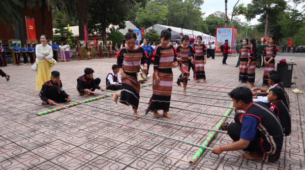 Rộn ràng không khí xuân biên giới ở Đồng Nai