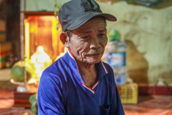 'Xóm vé số xứ Nẫu' ở TP.HCM: Tằn tiện cả năm, tết không đủ tiền về quê