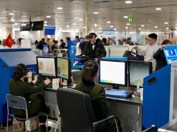 Công nghệ giảm ùn tắc tại sân bay Tân Sơn Nhất