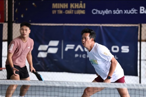 Diễn viên Huy Khánh lần đầu vô địch giải pickleball