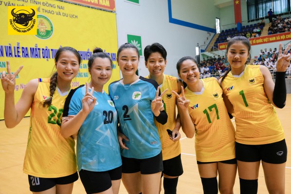 Đội bóng cũ của Thanh Thúy, CLB VTV Bình Điền Long An nhận tin bất ngờ từ AVC