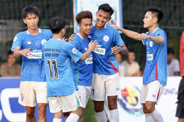 HLV châu Âu dẫn dắt đội bóng miền Tây dự VCK TNSV THACO cup 2026 HLV châu Âu dẫn dắt đội bóng miền Tây dự VCK TNSV THACO cup 2026