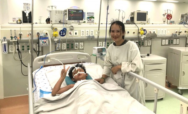 Bác sĩ giành giật sự sống cho bé trai đột ngột ngưng tim