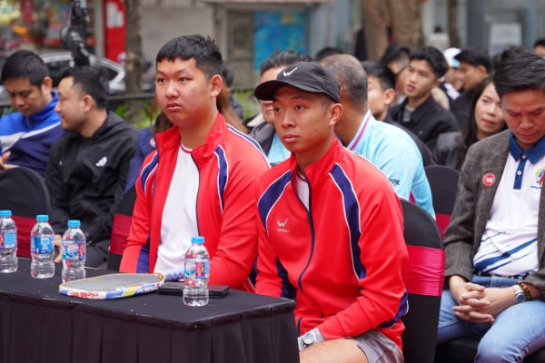 bo-quang-duong-toi-khong-lo-con-trai-cua-toi-tut-trinh-do