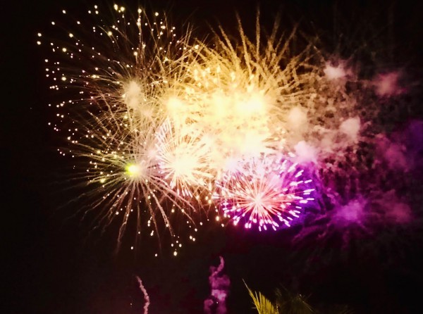 Cần Thơ bắn pháo hoa mừng Tết Nguyên đán Bính Ngọ  tại 3 địa điểm nào?