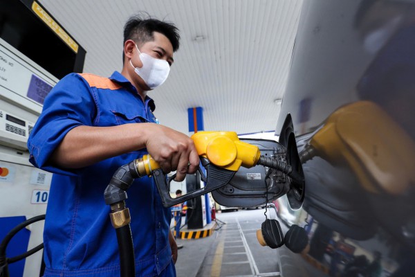 Giá xăng dầu hôm nay 11.2.2026: Viện Dầu khí Việt Nam dự báo giá xăng tăng