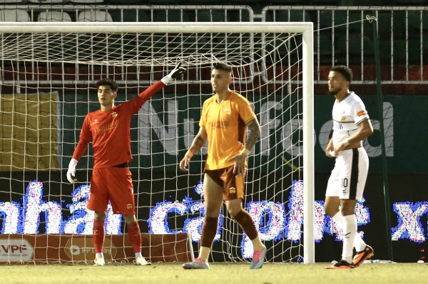 HLV Quang Trãi khen ngợi thủ môn Trung Kiên, HLV Đức Tuấn ‘Đà Nẵng thua HAGL chẳng qua vì…’ HLV Quang Trãi khen ngợi thủ môn Trung Kiên, HLV Đức Tuấn ‘Đà Nẵng thua HAGL chẳng qua vì…’