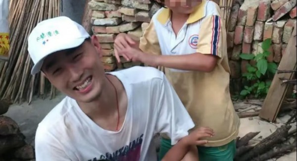 Làm việc quá sức, lập trình viên qua đời vẫn nhận tin nhắn giao việc