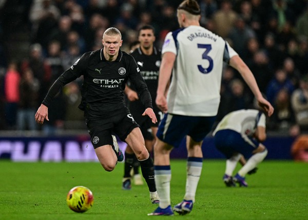 Man City và 'vấn đề Haaland'