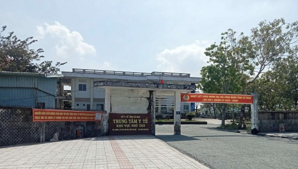 Ngành y tế Cà Mau nợ lương gần 29 tỉ đồng