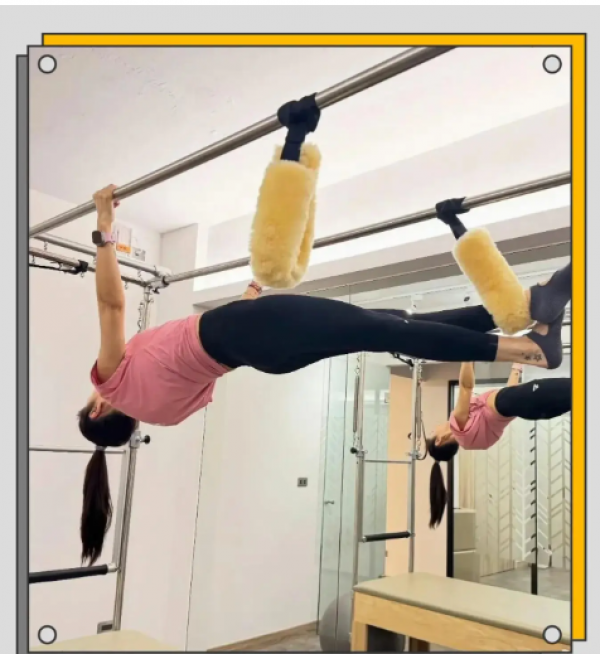 Ở tuổi 50, Lâm Tâm Như vẫn gây ấn tượng với vóc dáng thon gọn và thần thái trẻ trung