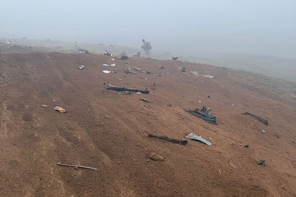 Rơi trực thăng 15 người chết, một chú chó sống sót kỳ diệu