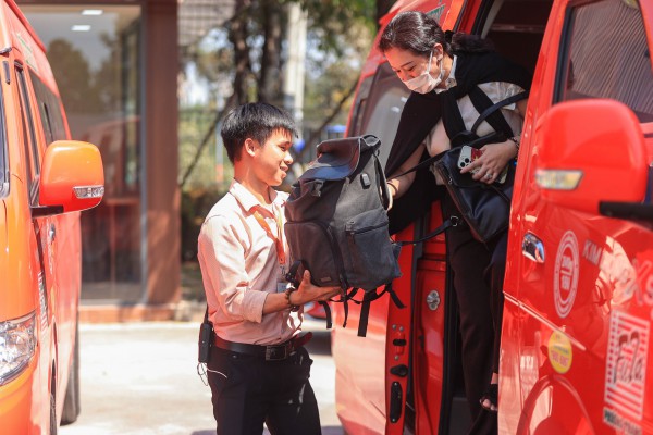 Xe Phương Trang trung chuyển miễn phí tại các bệnh viện TP.HCM: Bệnh nhân vơi bớt nhọc nhằn