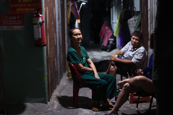 Xóm ve chai ở TP.HCM: Mong bữa cơm no ngày tết