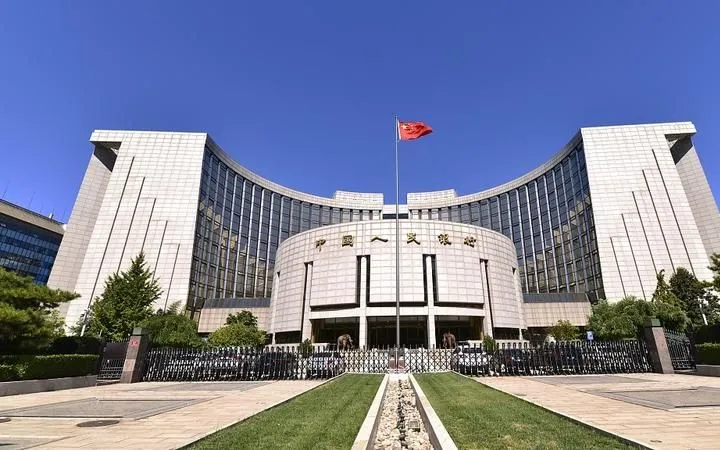 Trung Quốc đáp ứng nhu cầu tiền mặt dịp Tết